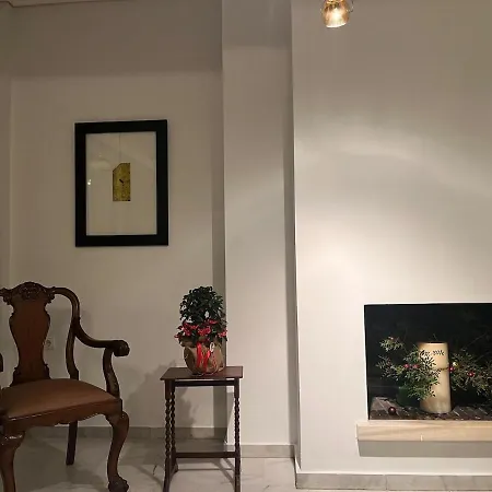 Enteka - 3 Bedroom In The Centre Of * Anabolu
