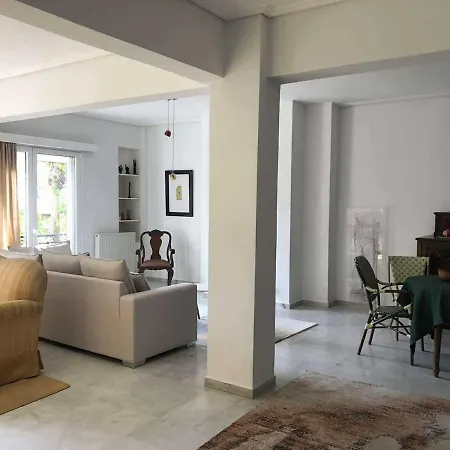 דירה Enteka - 3 Bedroom In The Centre Of