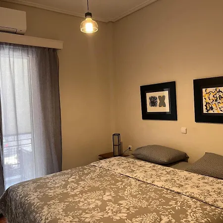 Enteka - 3 Bedroom In The Centre Of *